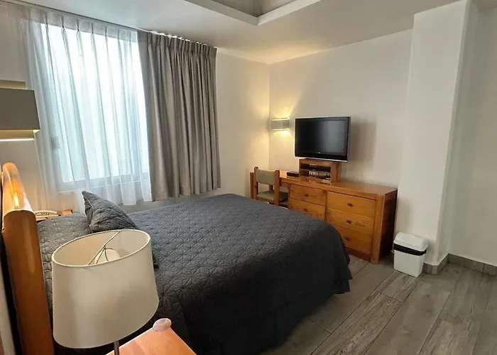 Suites Arquimedes 33